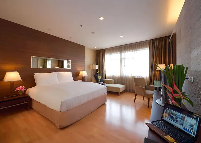 Grand Sukhumvit Отель 5*