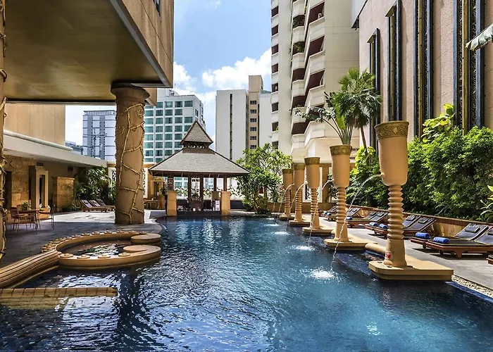 Grand Sukhumvit Отель