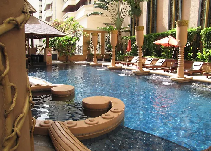 Grand Sukhumvit Отель Бангкок