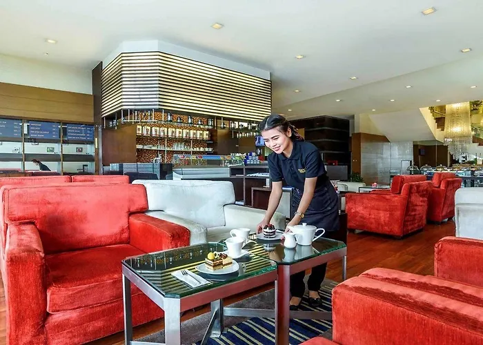 Grand Sukhumvit Отель